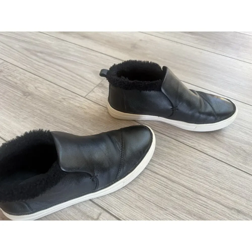 TOMS Unisex Adults Black Mid Top Slip-On Leather Faux Fur Lined Sneakers